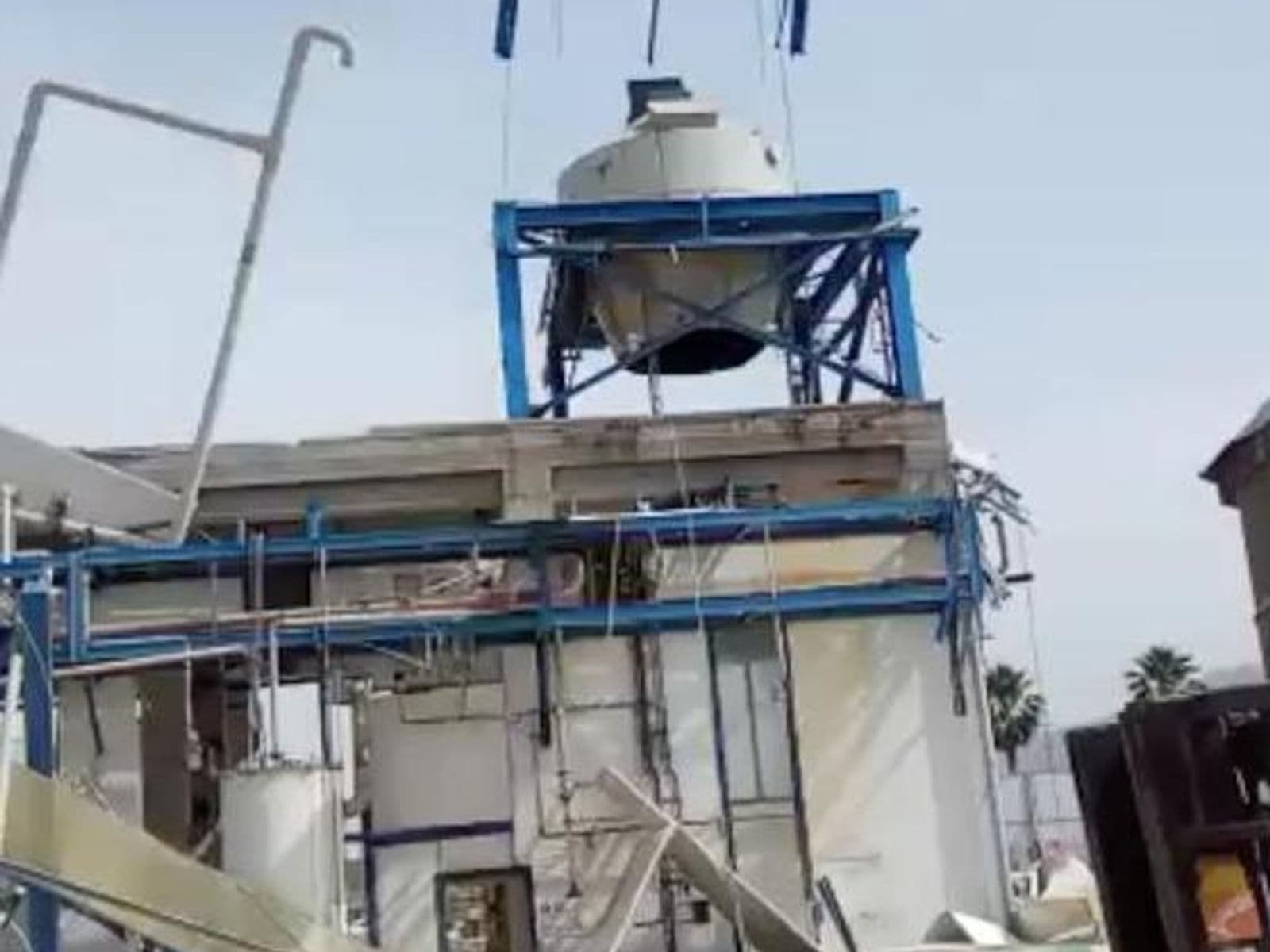 פינוי מחסנים ומגרשי נצולת